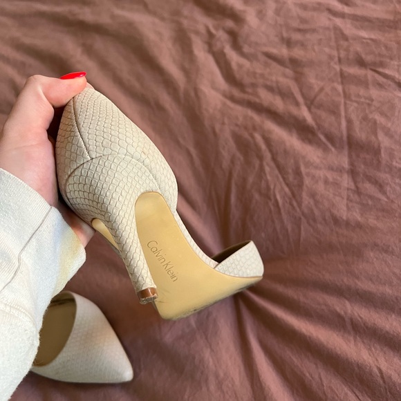 Calvin Klein Nude Heels - Picture 5 of 5